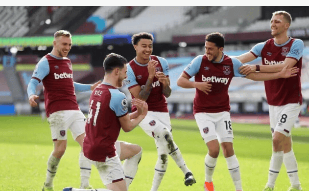 布朗25+8+7普里查德27分 凯尔特人三杀猛龙