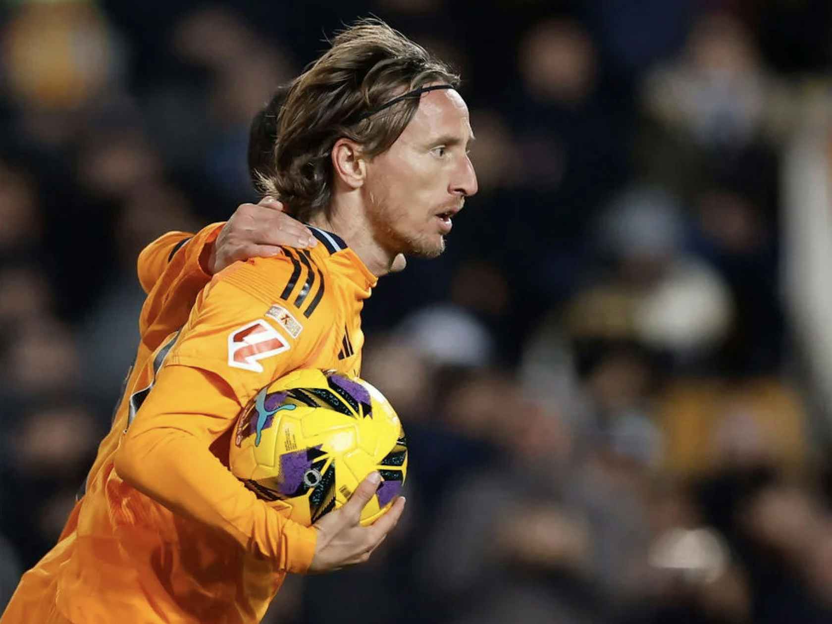 [图]李源一破门三外援传射 泰山4-0大胜新鹏城