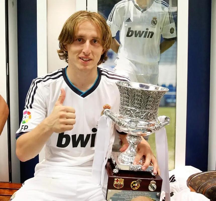 在二次元聆听历史的回响 ——上海图书馆X《FGO》联动展览现已开放